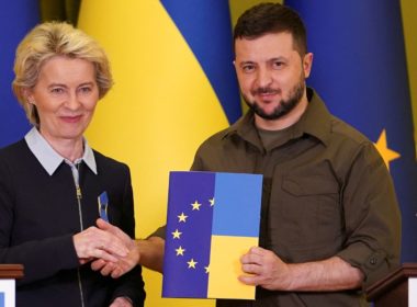 Ukrainian President Volodymyr Zelenskyy and President of the European Commission Ursula von der Leyen.