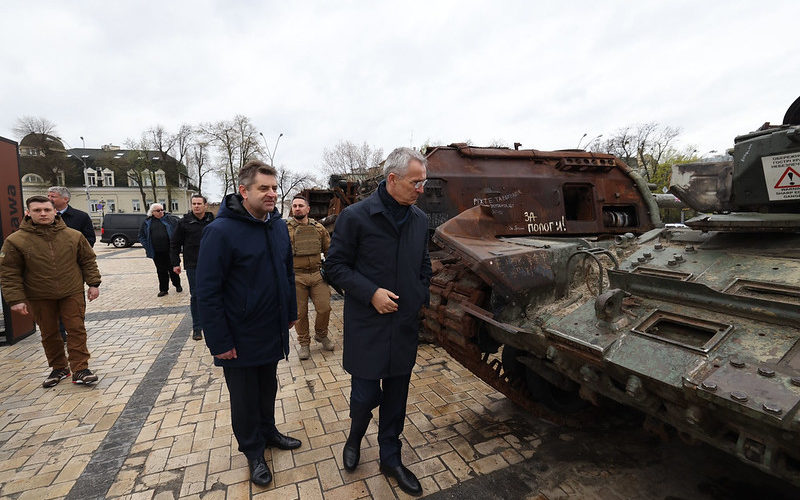 stoltenberg Kyiv exhibition military vehicles