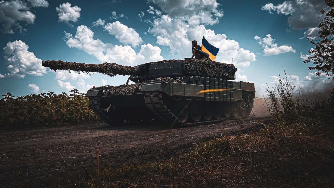 Ukraine’s combat-damaged Leopard tanks undergo repairs in Lithuania