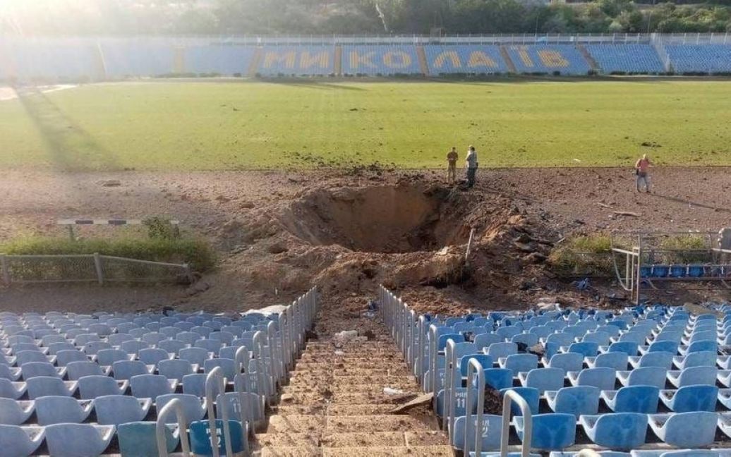 Mykolaiv stadium ruined by Russian missile strike2