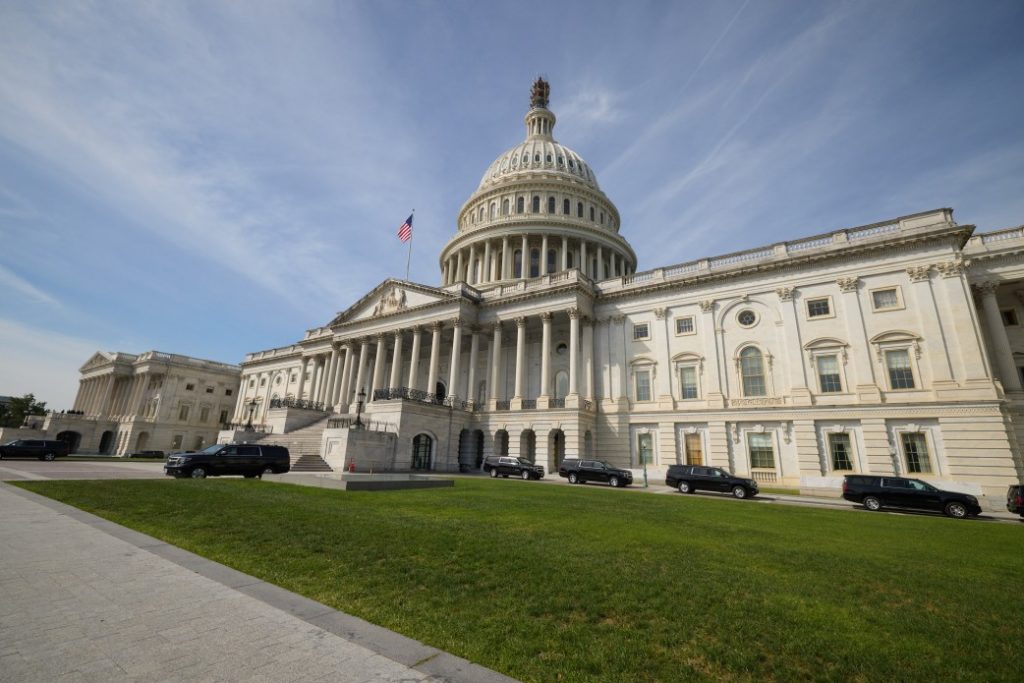 US Congress nears deal to extend expiring $6 billion Ukraine aid package, Reuters sources say