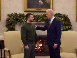 US President Joe Biden and Ukraine's President Volodymyr Zelensky in Washington