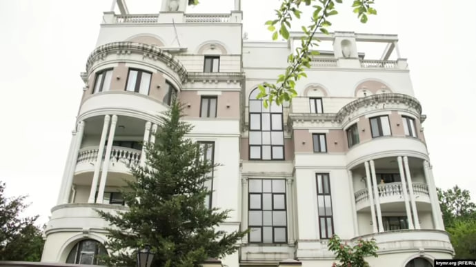 Occupation authorities in Crimea sell Zelenska apartment for over $473K