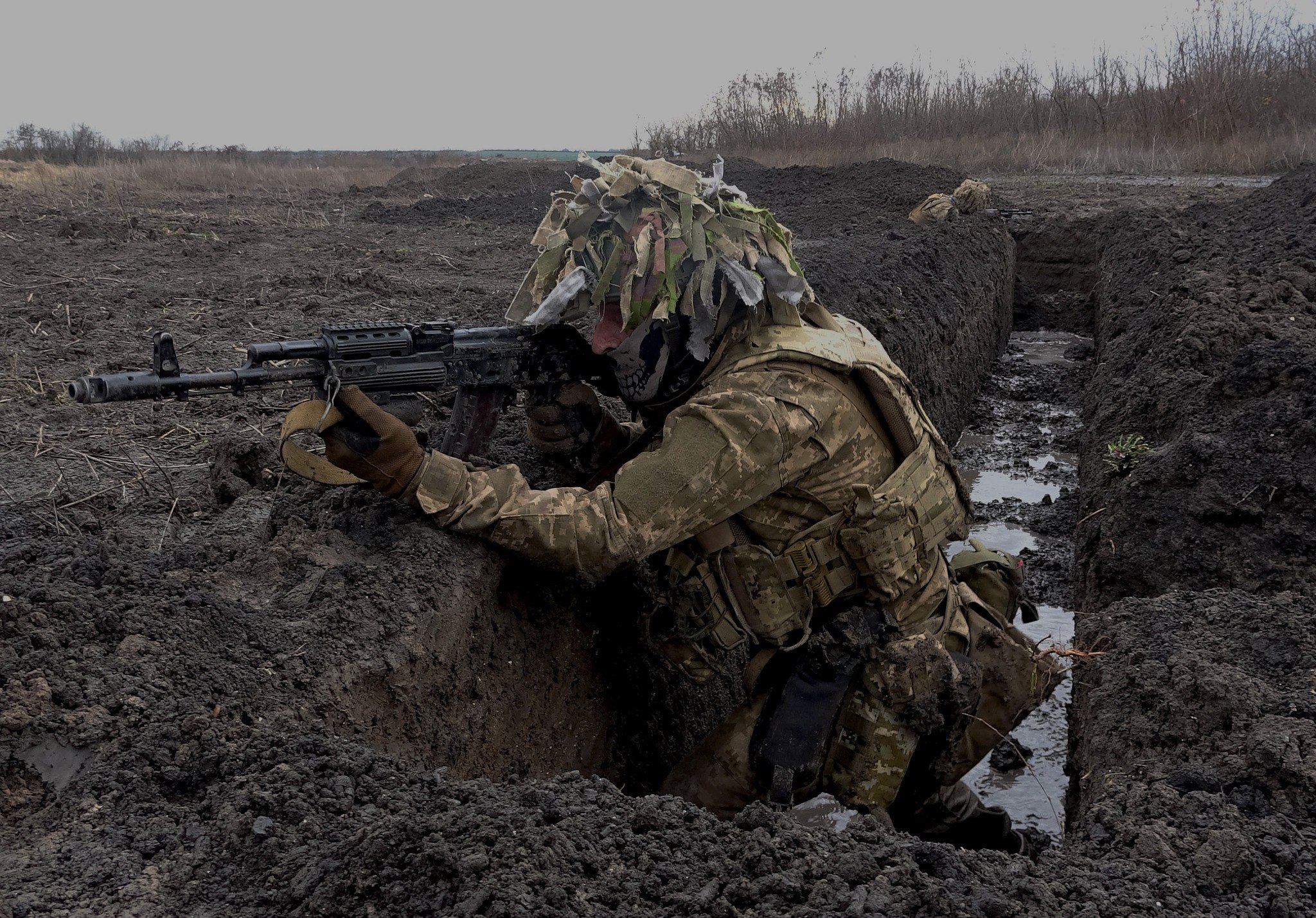 Expert: Ukraine must radically boost infantry to counter Russia’s “meat grinder” tactics