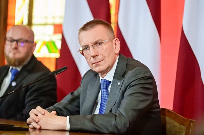 Latvian president: West must keep on providing military aid to Ukraine as “Russia plans for a long war in Ukraine”