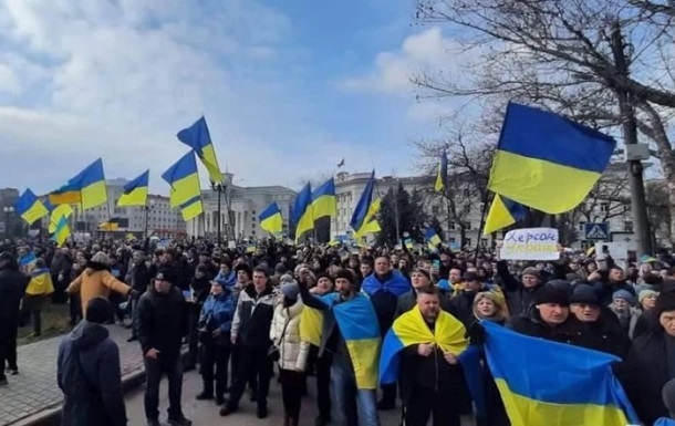 Kherson protest Russian occupation Ukraine resistance
