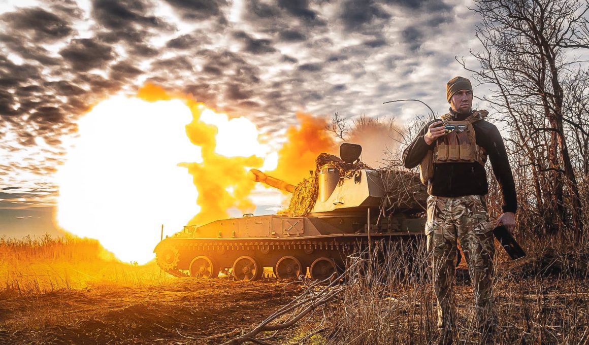 Ukrainian soldiers fire