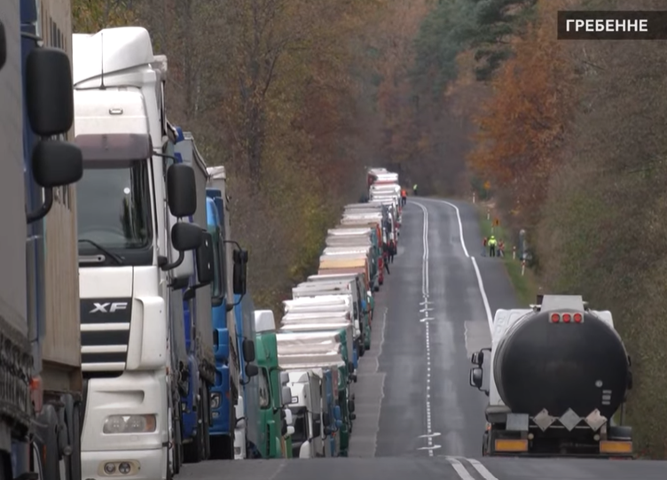 Slovak carriers threaten to join Poland in blocking Ukrainian border on their side