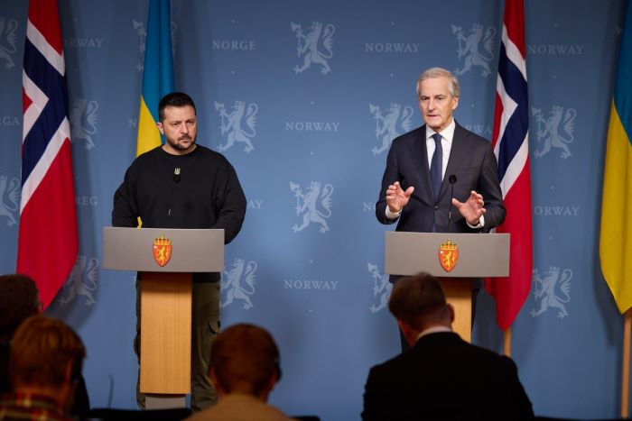 Norge lover 1,8 milliarder dollar i bistand til Ukraina frem til 2023