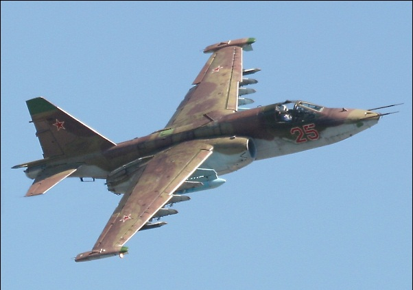 Forças ucranianas abatem um Su-25 russo na região de Donetsk-Zelensky