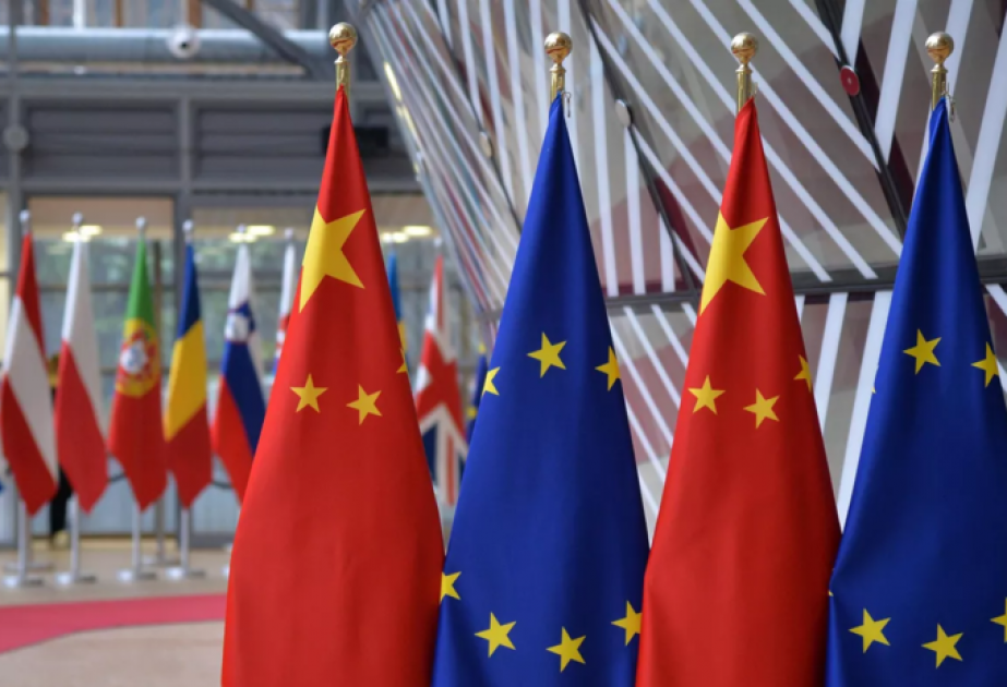 EU China flags