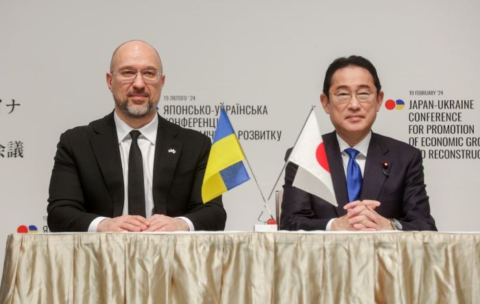 Україна та Японія підписали 56 документів про реконструкцію та торговельну співпрацю