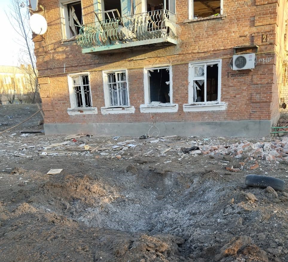 Russian attack kills 2, injures 7 over past day in Kherson, Donetsk oblasts