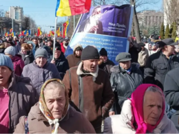 Putin dusts off Ukraine playbook for Moldova