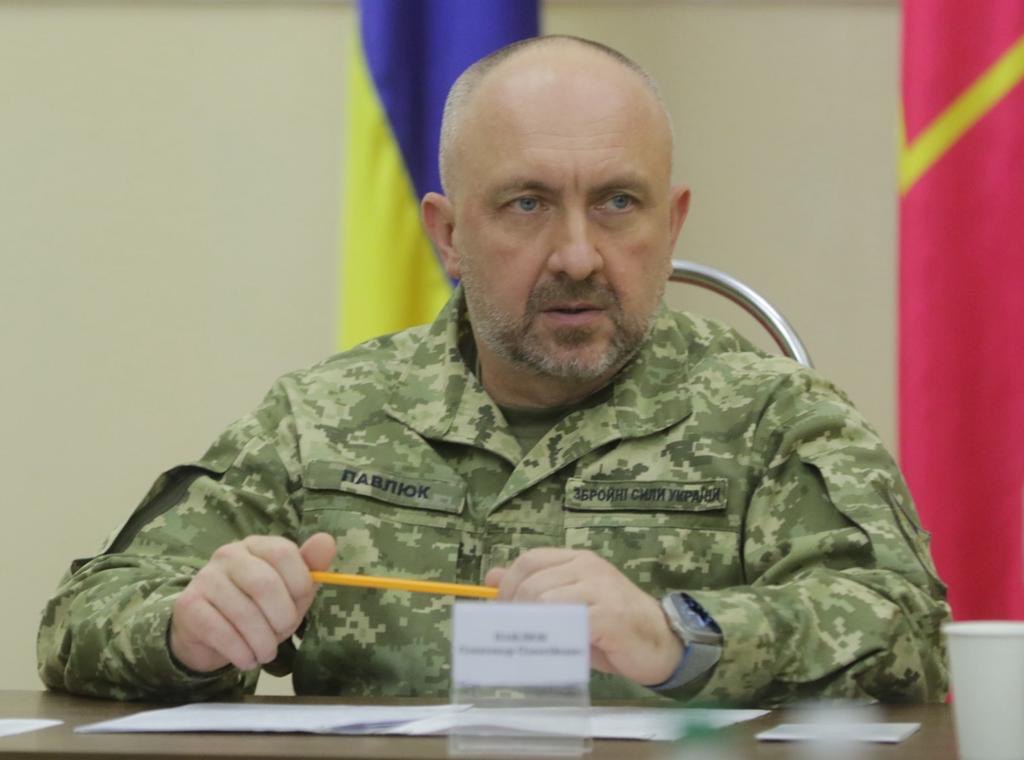 Russia massing 100.000 troops for potential summer offensive - Ukraine Ground Forces Chief