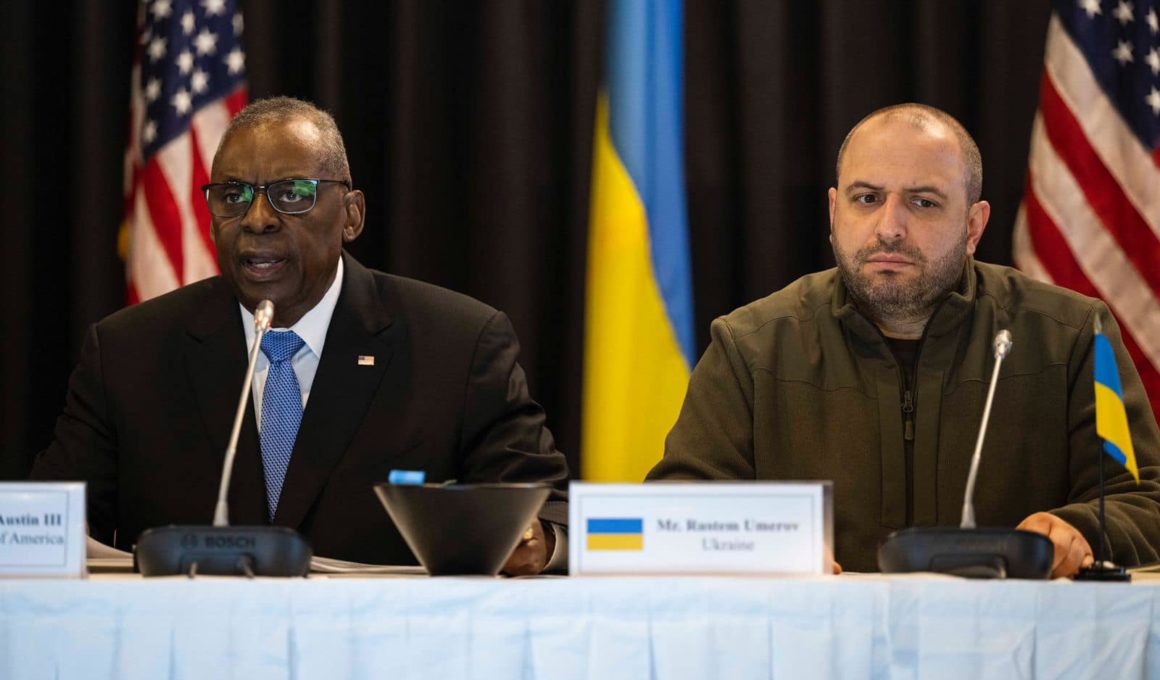 us reaffirms support ukraine's military actions russia shows ukrainian minister defense rustem umerov secretary lloyd austin ukraine contact group meeting ramstein air base germany 19 march 2024 umerov/facebook 420357735_812618177353191_4706806751581680293_n