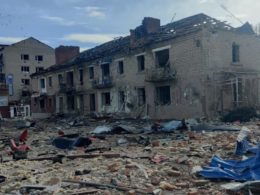 Russian aerial bomb hits Vovchansk, leaving 1 injured and shops destroyed