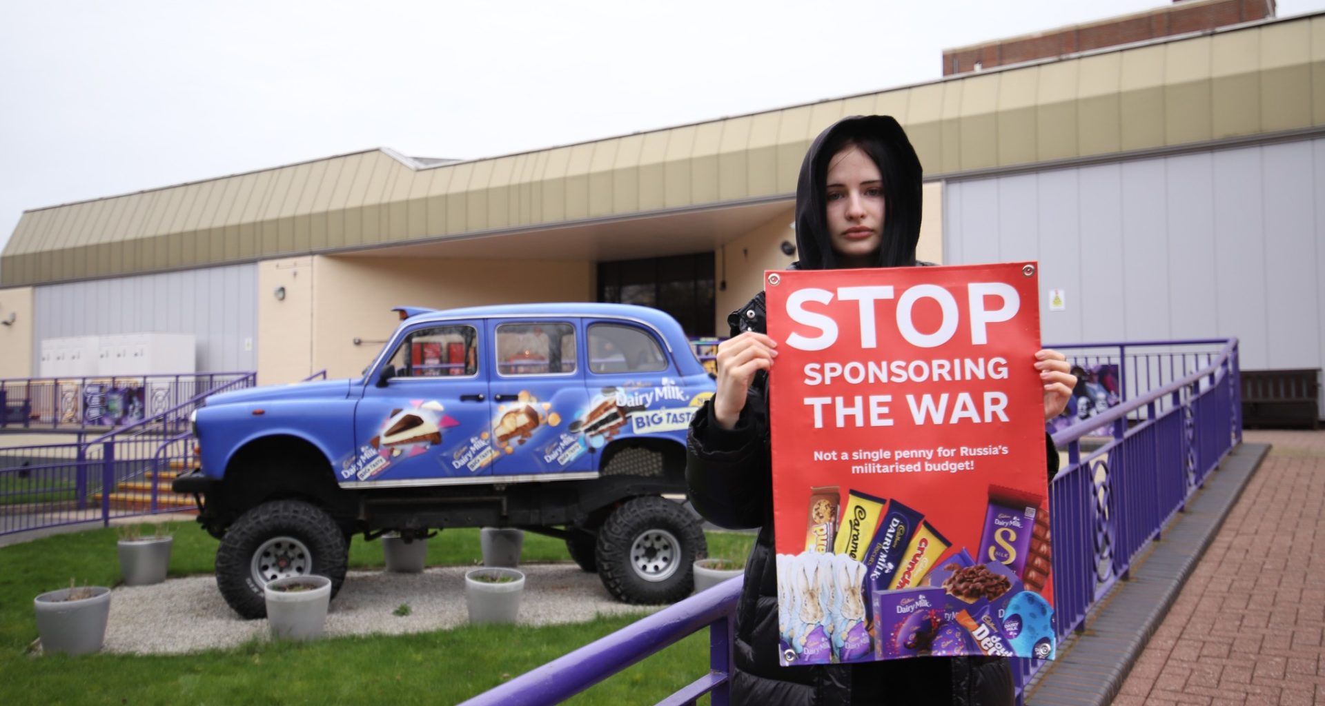 Cadbury Mondelez protest Russia business boycott withdraw