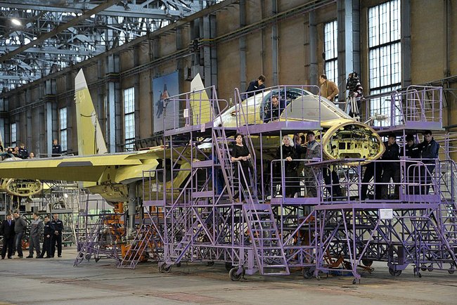 Su-34 multipurpose bomber assembly shop russia