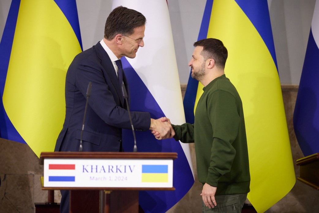 Netherlands contributes €250 million to Czech artillery initiative for Ukraine