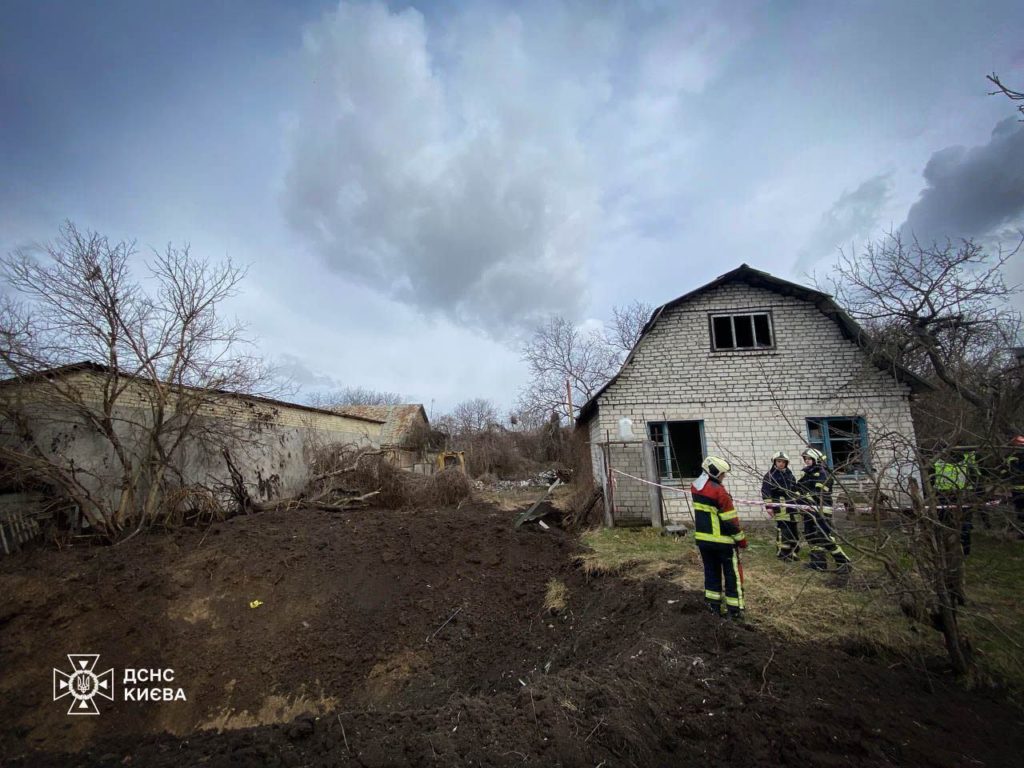 Russian ballistic attack on Kyiv on the morning of 25 March.