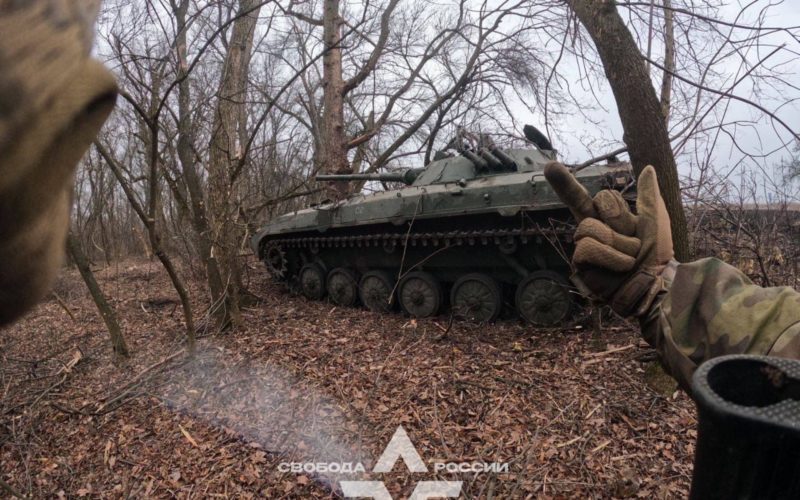 Russian town near Ukraine border calls for evacuation amid intense fighting