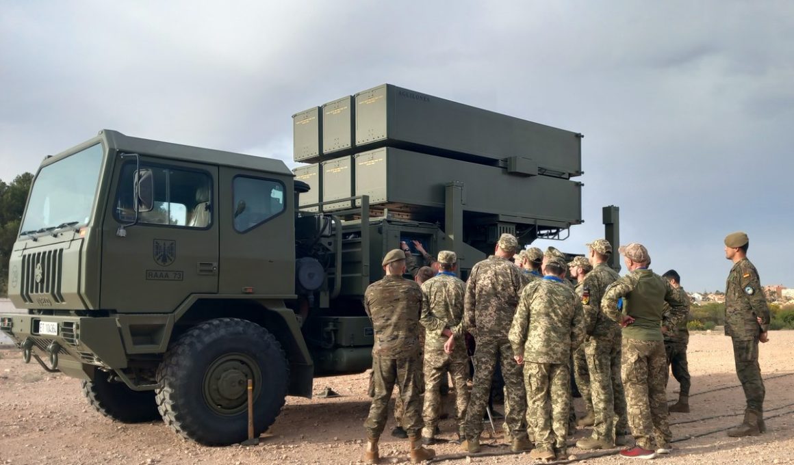 norway pledges € 500 million military aid package ukraine ukrainian official says spanish instructors train soldiers how operate nasams air defense system march 2024