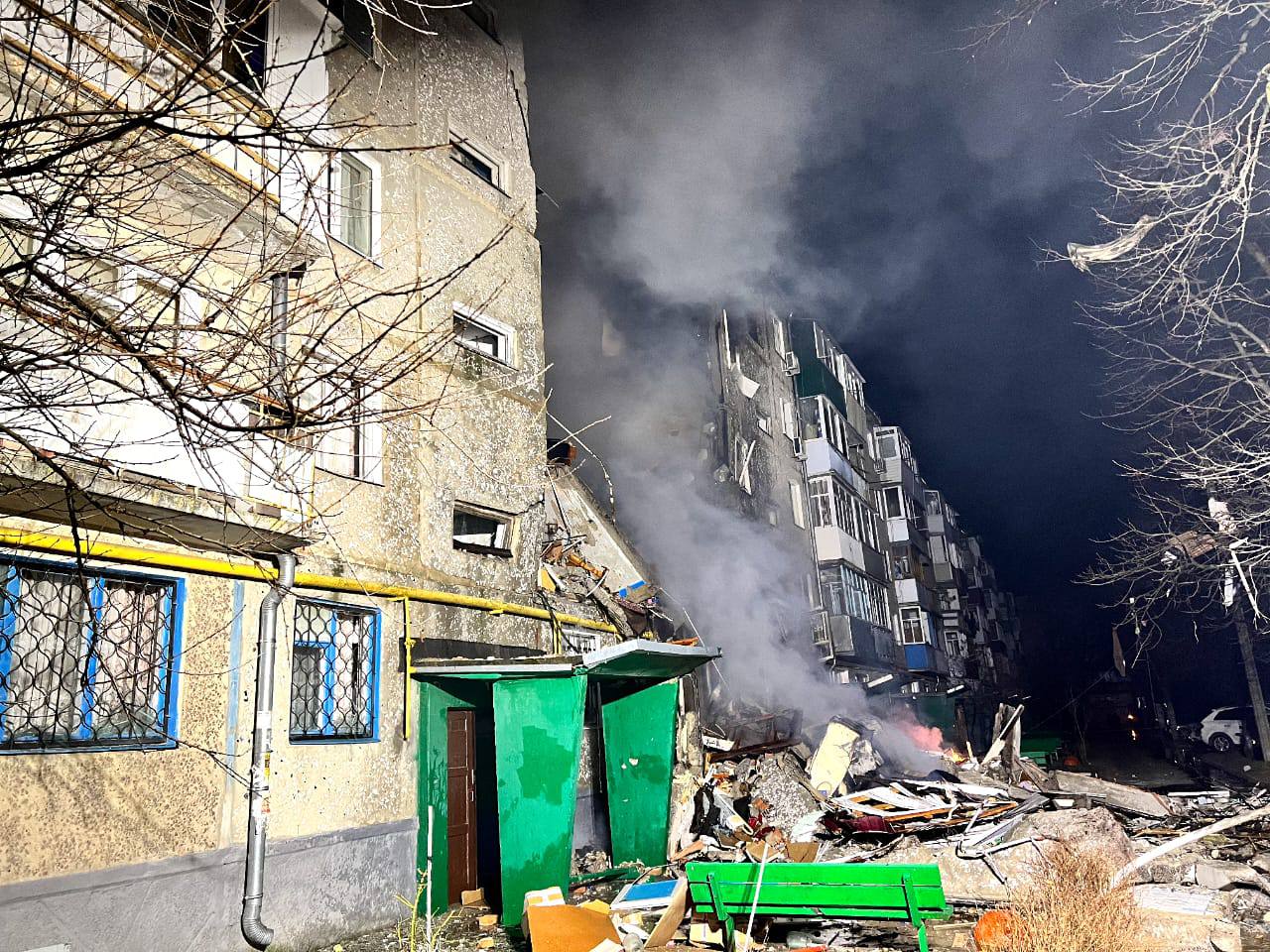 Russian night attack injures 13, kills at least 2 in Sumy, Myrhorod in Donetsk Oblast