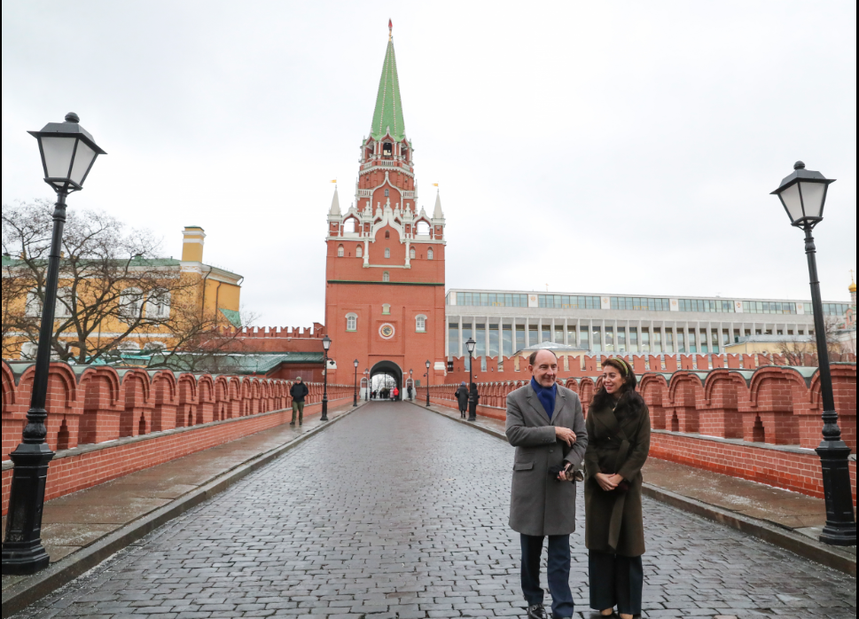 "Old Guard" stands with Putin's propaganda in France