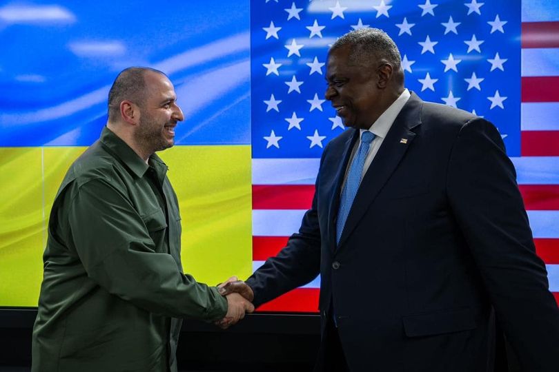 Ukraine’s defense minister discusses air defense needs with Pentagon chief