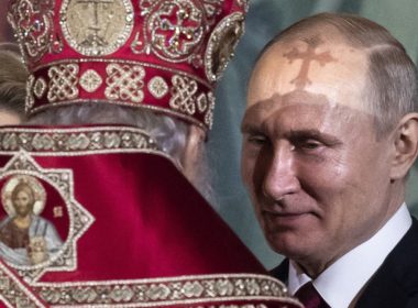 Putin Kirill Russia church war