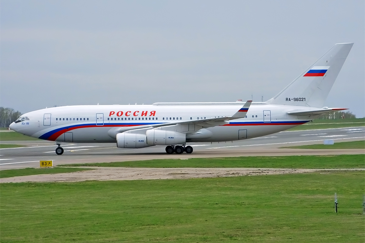 Russian plane IL-96-300