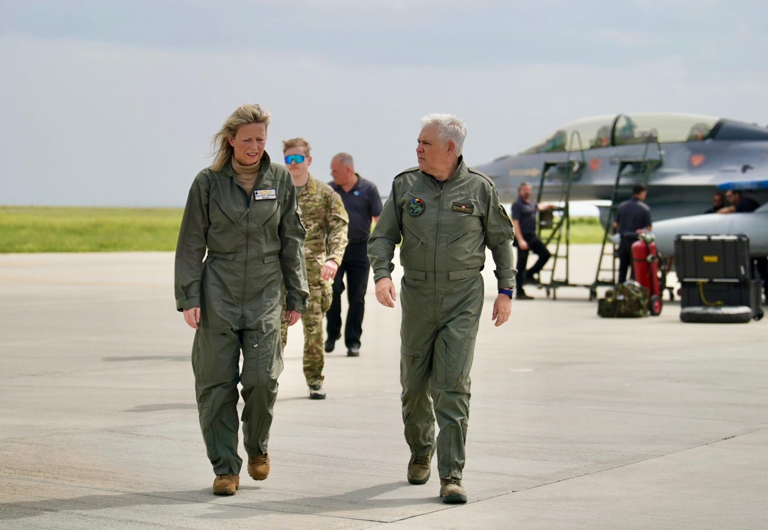 Netherlands Sends Three More F-16s To Romania For Ukrainian Pilot ...