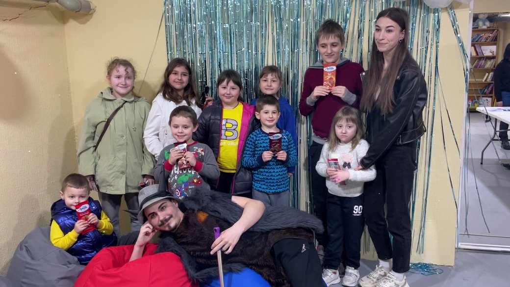 The image shows children at the Book Shelter in Kherson. Source: Suspilne 