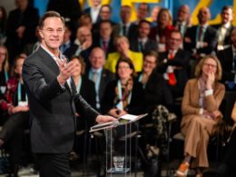 Dutch PM offers buying Patriot systems for Ukraine from reluctant countries