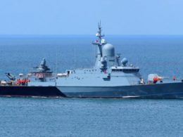 ukraine destroys tsyklon russia's last surface kalibr missile ship occupied crimea russian black sea fleet's project 22800 karakurt-class tsiklon april 2022 defense express