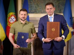 lisbon pledges €126 mn defense assistance security pact kyiv president ukraine volodymyr zelenskyy (l) prime minister portugal luís montenegro (r) after signing bilateral agreement cooperation 28 may 2024 presidentgovua