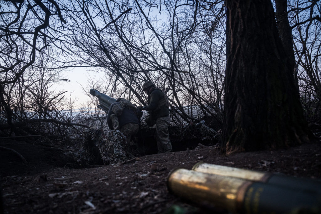 British Defense Ministry: Russian forces suffer heavy losses in Donetsk offensive