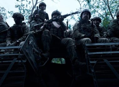At last, Ukrainian troops in Kharkiv Oblast get artillery shells to halt Russians - Euractive