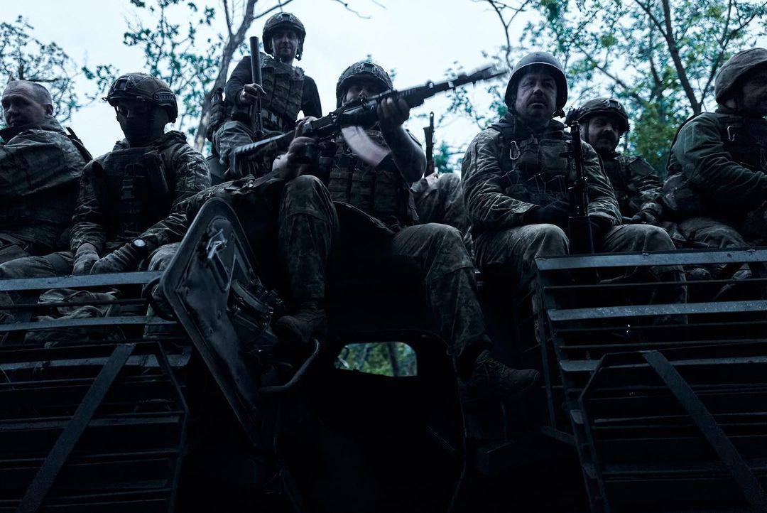 At last, Ukrainian troops in Kharkiv Oblast get artillery shells to halt Russians - Euractive