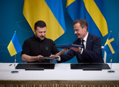 ukraine signs security pact sweden securing €65 bn president volodymyr zelenskyy prime minister ulf kristersson during signing agreement stockholm 31 may 2024 presidentgovua zelensky