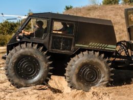 ukrainian utv-designed sherp ark 3400 amphibious off-road vehicle ukraine's defense ministry