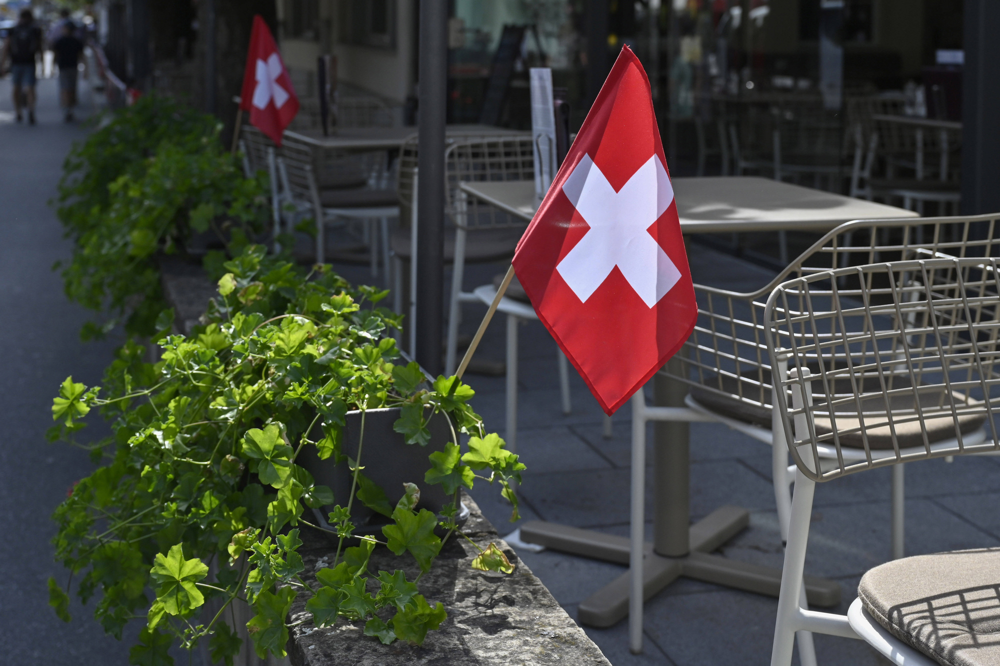 Swiss flag, illustrative image. Photo via Eastnews.ua.