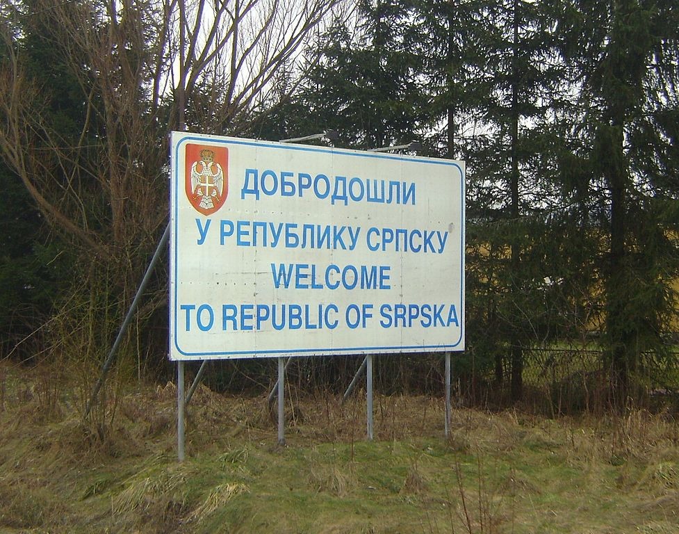 isw russia exploits ties bosnia herzegovina's republika srpska sow balkan turmoil sign outside bornia capital sarajevo moserb/wikimedia