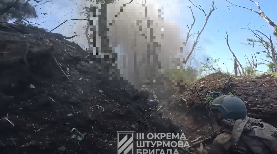 The Ukrainian Third Assault Brigade under fire, screenshot from the Reporting from Ukraine video.