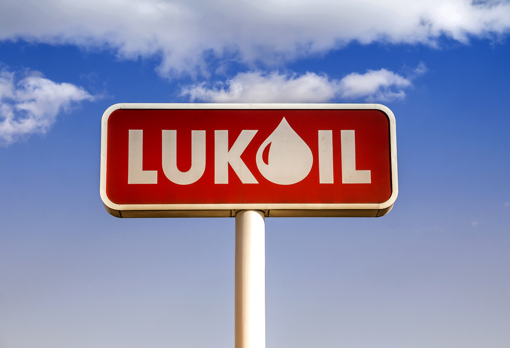 How Ukraine's Lukoil Ban Threatens Hungary's Cheap Russian Oil Lifeline