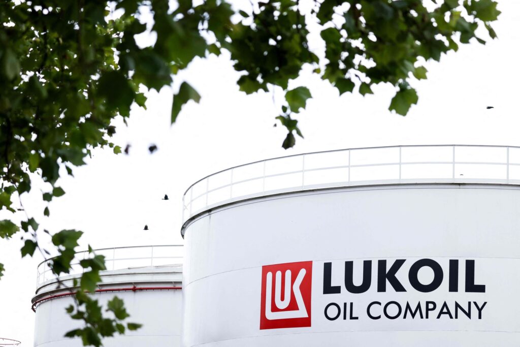 Hungary, Slovakia’s request for EU talks on Ukraine’s Lukoil transit ban turned down