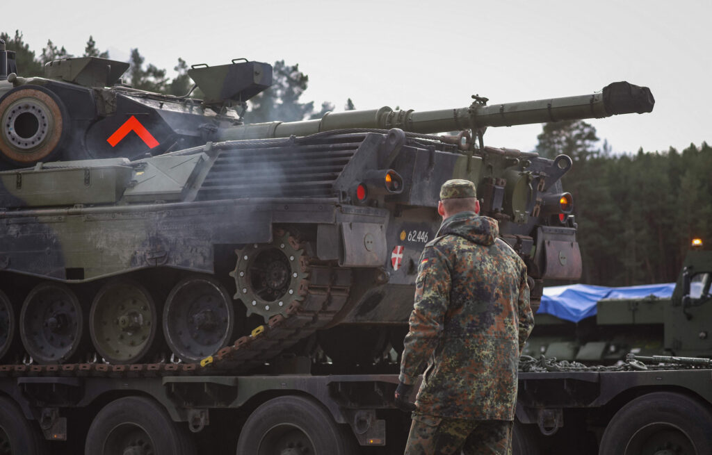 39 tanks, HIMARS and ammunition: Germany covertly hands over huge shipment of weapons to Ukraine