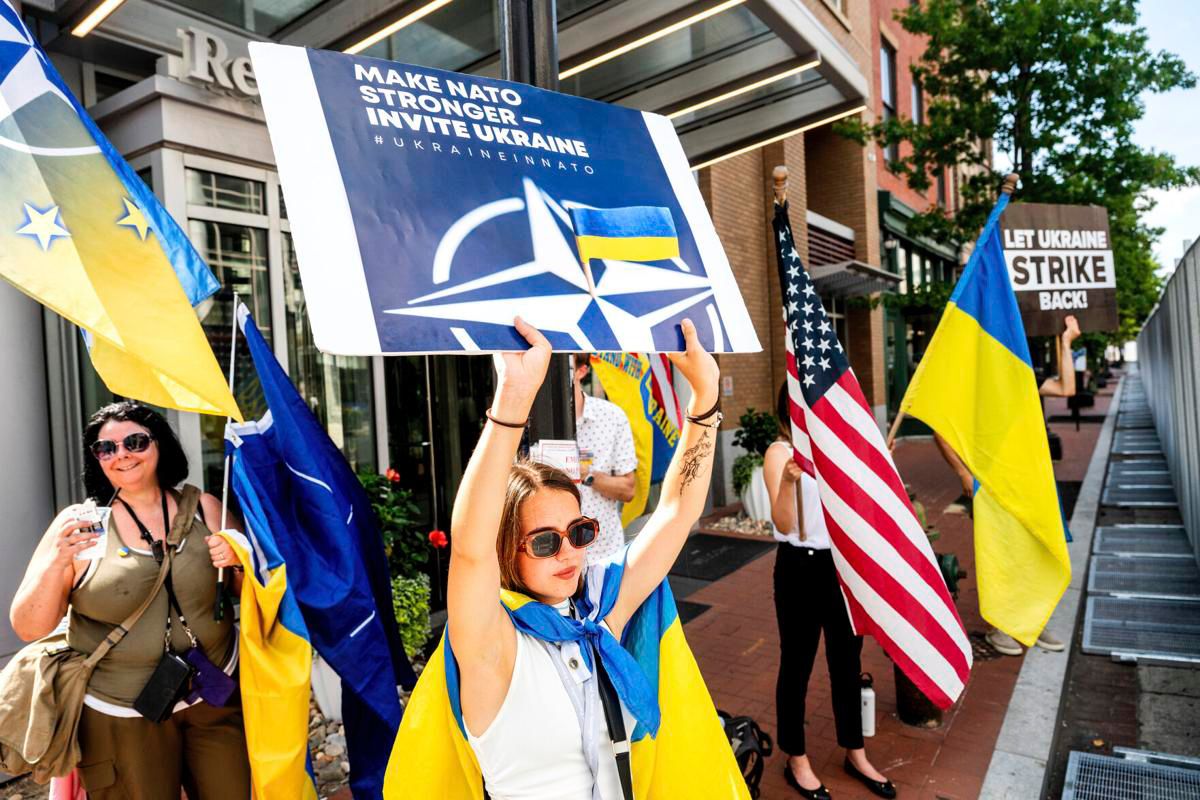 Ukrainian rally USA Washington DC NATO