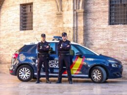 Spanishpoliceofficers